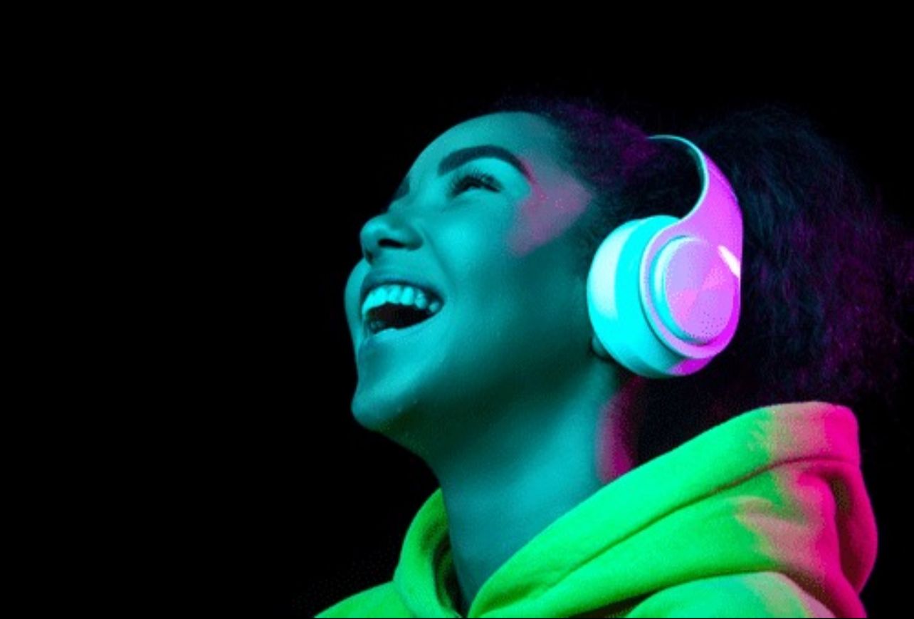 Leia mais sobre o artigo <strong>Mantenha-se atualizado com o Spotify: recursos interativos que vão além da música</strong>