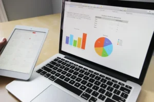 SEO Comercial: Como Ficar na Primeira Página do Google para Quem Quer Contratar Soluções da Sua Empresa